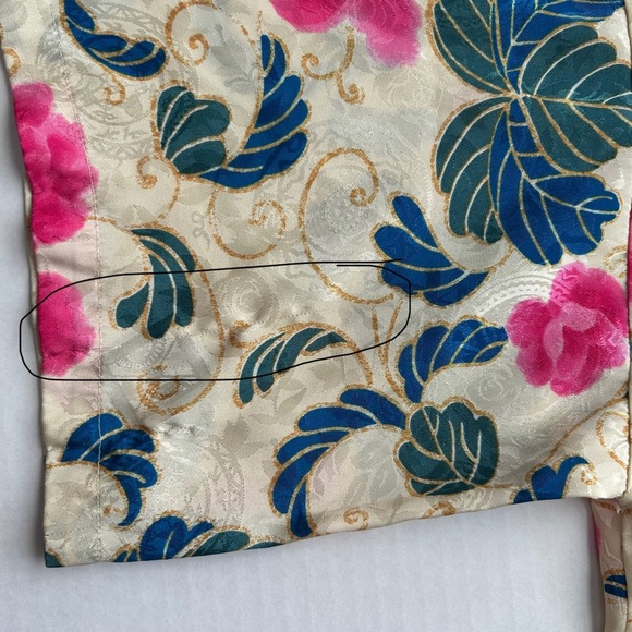 Vintage Victoria’s Secret Gold Label Women’s Gold Floral Night Shirt M/L - Picture 13 of 13